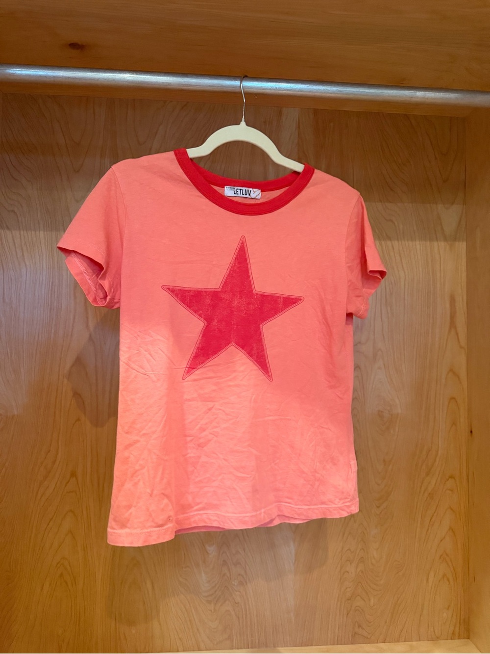 Let luv Pink Star Graphic tee